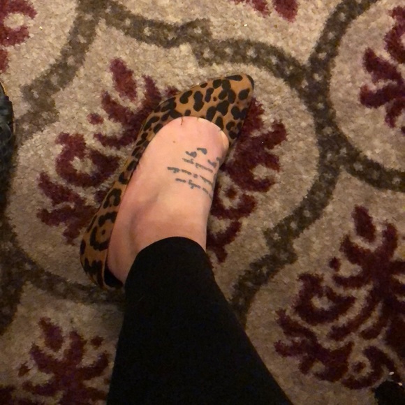 Candie’s Brand Leopard Print Heels - Picture 6 of 6